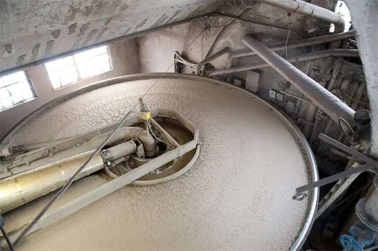 What Are the Main Factors Affecting the Bulk of Paper (2).webp